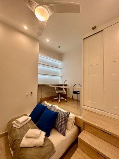Ferienwohnung Casa De Huespedes Almirante Madrid Exterior foto