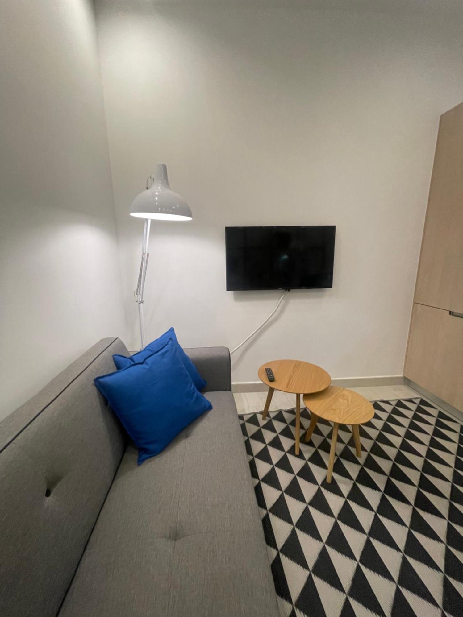 Ferienwohnung Casa De Huespedes Almirante Madrid Exterior foto